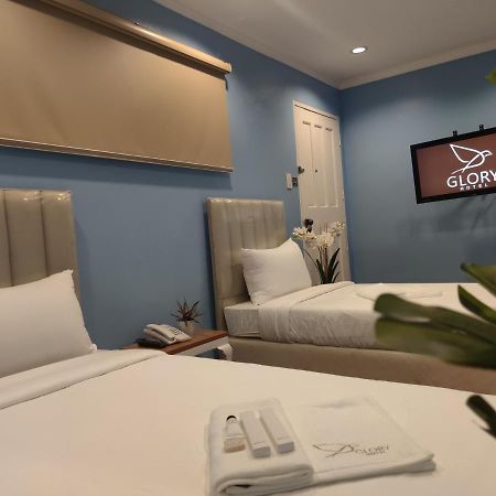 Glory Hotel Cubao Кесон Сити Екстериор снимка