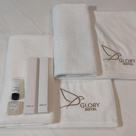 Glory Hotel Cubao Кесон Сити Стая снимка