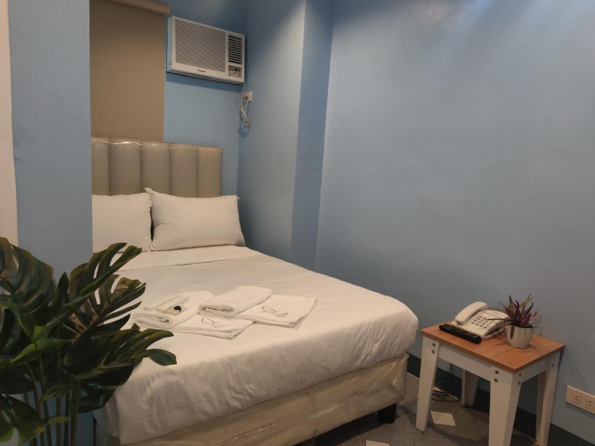 Glory Hotel Cubao Кесон Сити Екстериор снимка
