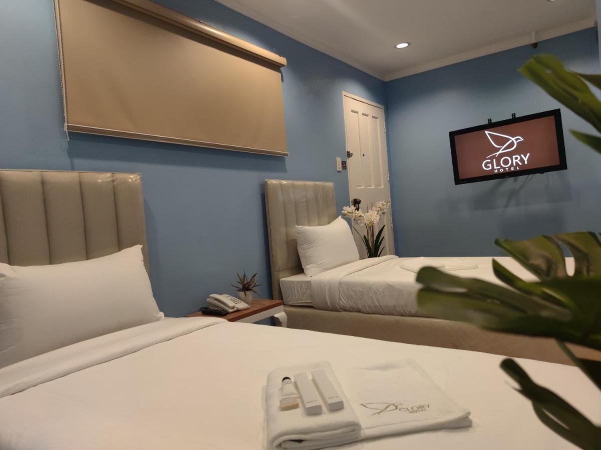 Glory Hotel Cubao Кесон Сити Екстериор снимка