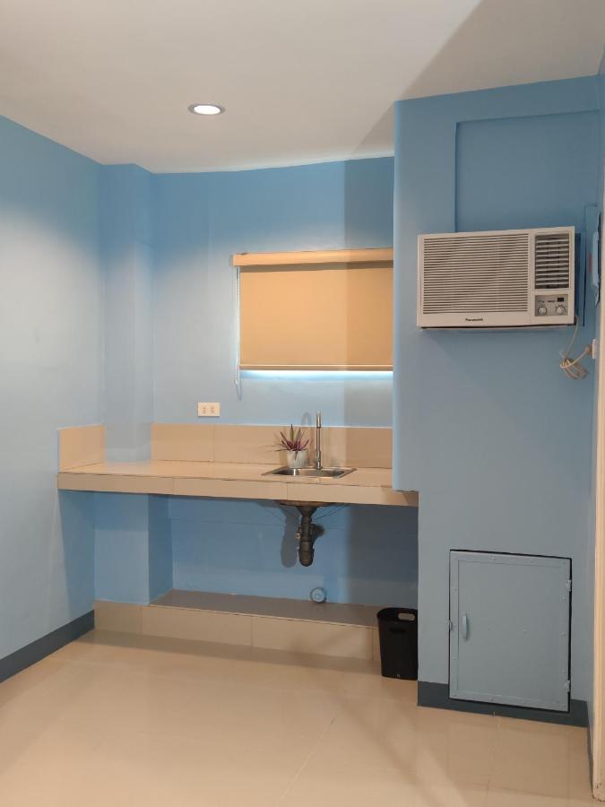 Glory Hotel Cubao Кесон Сити Екстериор снимка