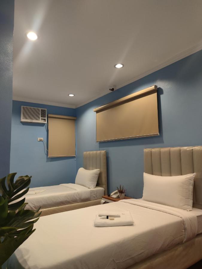 Glory Hotel Cubao Кесон Сити Екстериор снимка